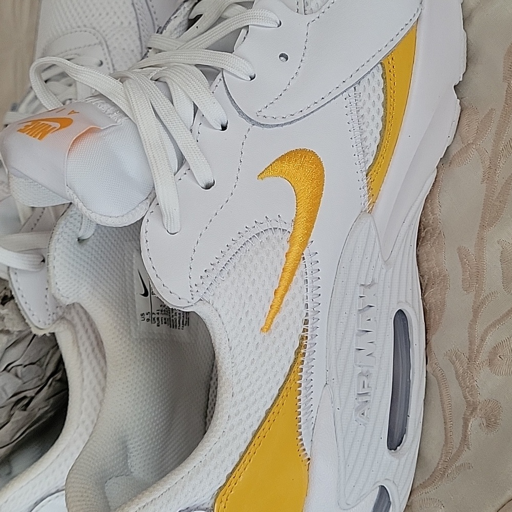 Tennis shoes Nike Air NEW - Picture 7 of 7